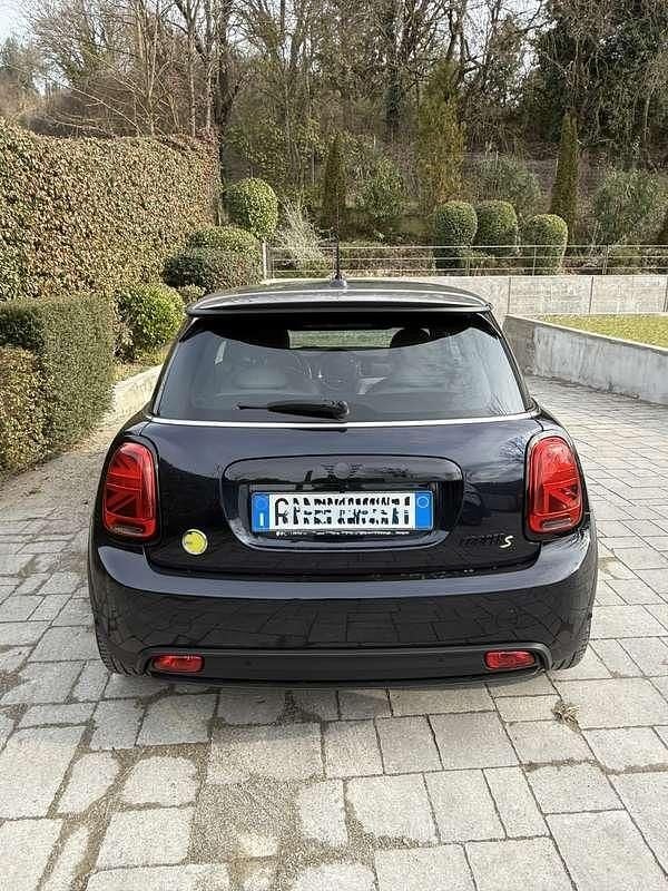 Usata Mini Cooper SE Premium 75 kW (102 CV) 2023 Utilitaria
