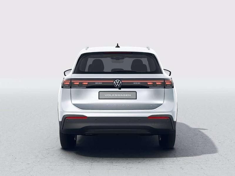 Nuova VW Tiguan Edition 131 CV (96 kW) 2026 Dolomite silver metallizzato SUV
