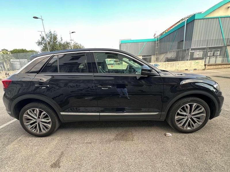 Usata VW T-Roc Advance 116 CV (85 kW) 2020 Nero SUV