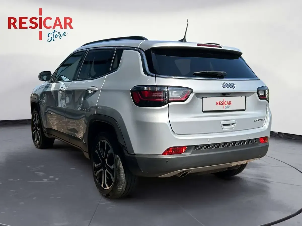 Usata Jeep Compass Longitude 131 CV (96 kW) 2021 Argento metallizzato SUV