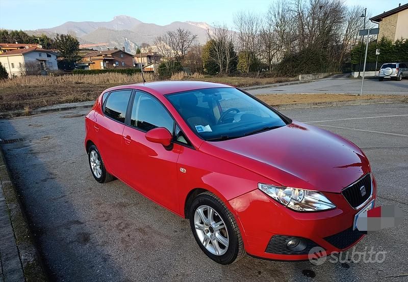 Usata Seat Ibiza 2008 Rosso Berlina