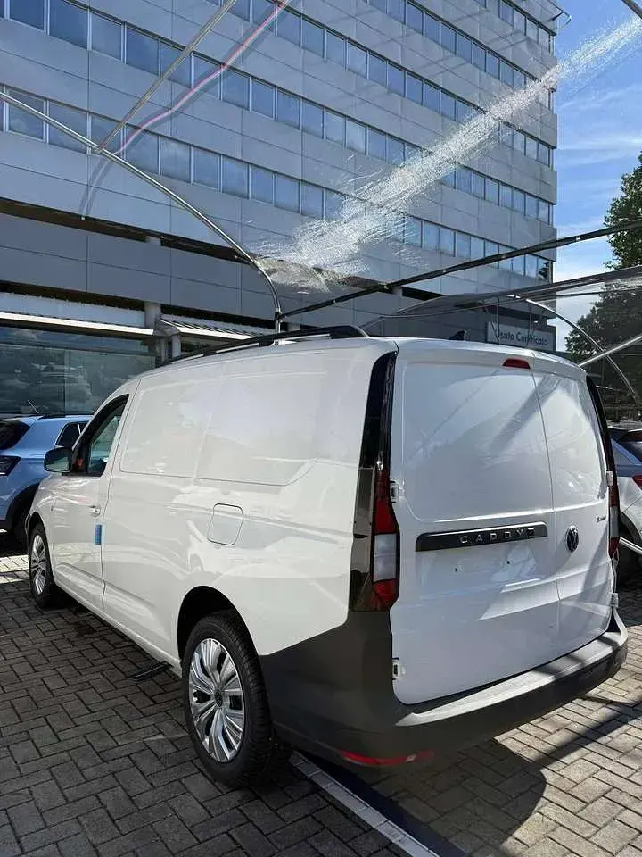 Nuova VW Caddy Maxi 122 CV (89 kW) 2026 Clear white Monovolume