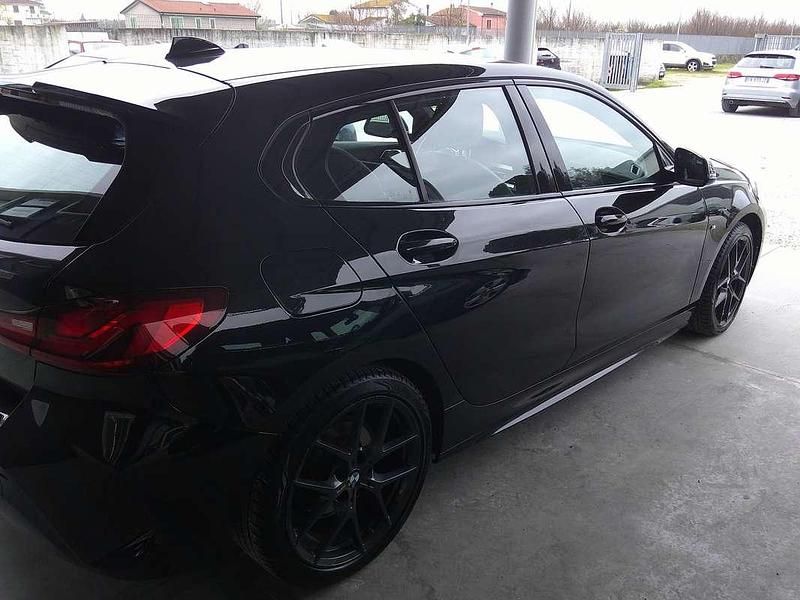 Usata BMW 116 M Sport 116 CV (85 kW) 2020 Nero Utilitaria