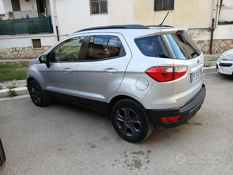 Usata Ford Ecosport 125 CV (91 kW) 2018 Grigio SUV