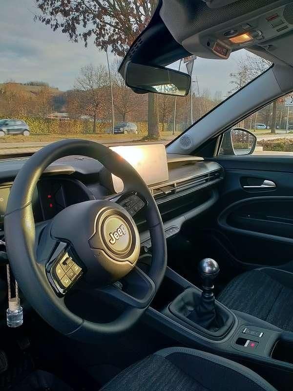 Usata Jeep Avenger Longitude 101 CV (74 kW) 2025 Nero SUV