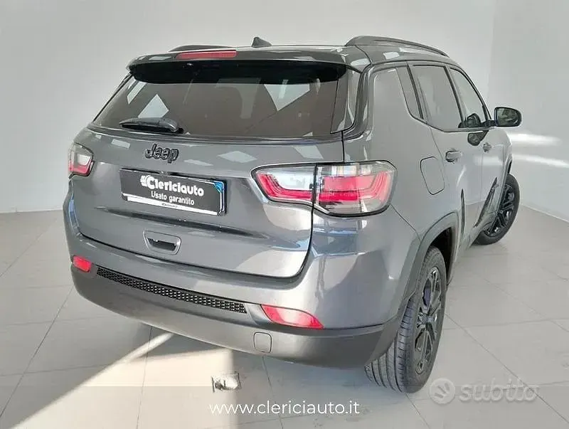 Usata Jeep Compass Night Eagle 131 CV (96 kW) 2022 Grigio SUV