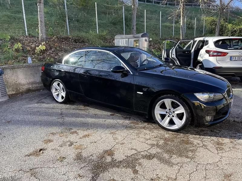 Usata BMW 320 Cabriolet 170 CV (125 kW) 2008 Nero Cabrio