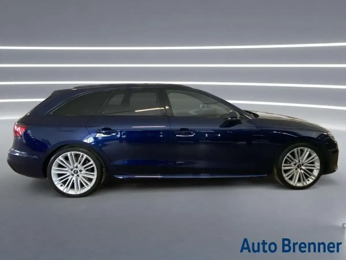 Usata Audi S4 341 CV (250 kW) 2021 Navarra blau Station wagon