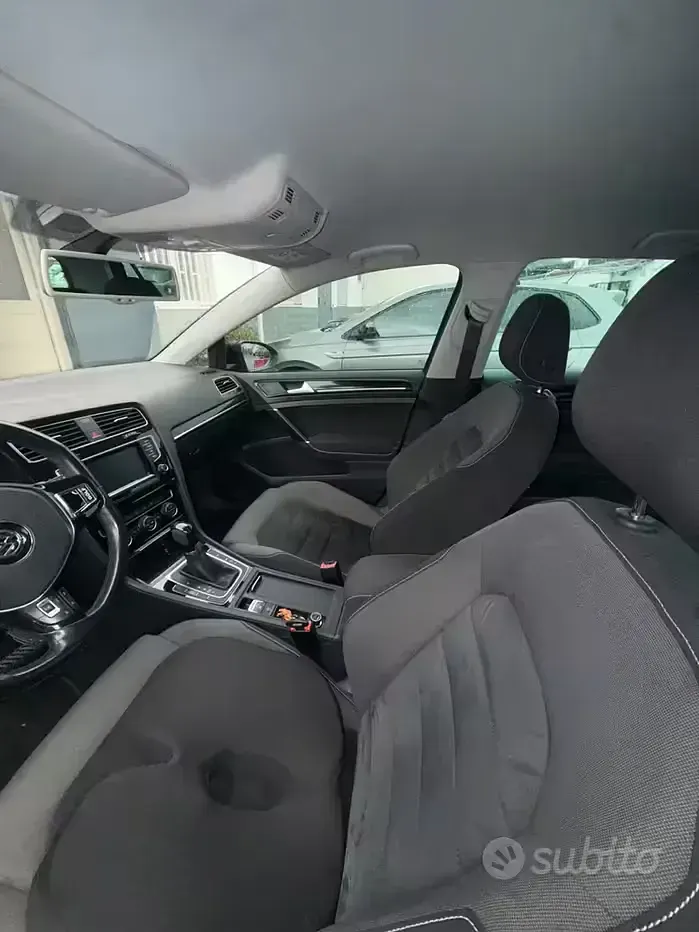 Usata VW Golf VII Business 110 CV (80 kW) 2015 Grigio Berlina