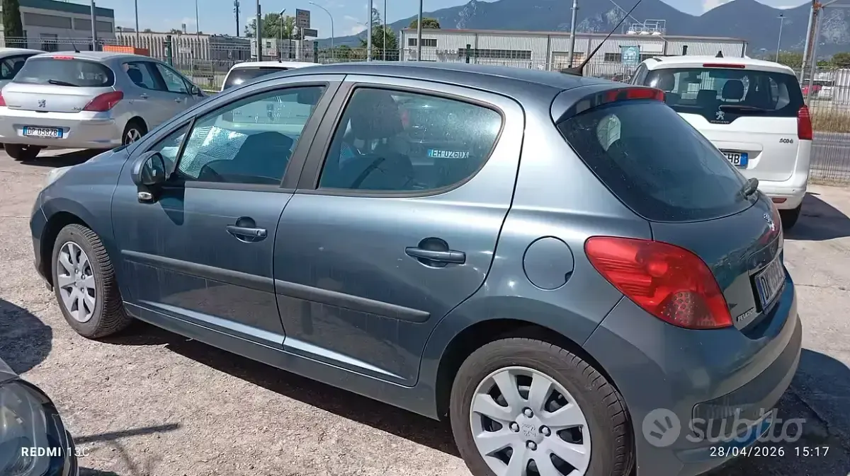 Gebraucht Peugeot 207 68 PS (50 kW) 2007 Grau Limousine