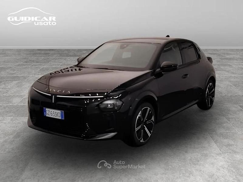 Usata Lancia Ypsilon 110 CV (80 kW) 2025 Nero Utilitaria