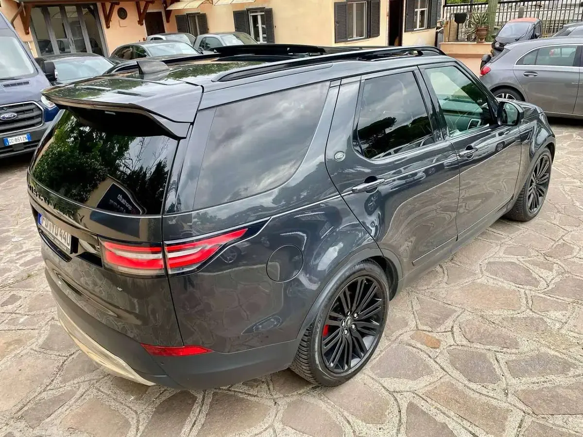 Usata Land Rover Discovery HSE Luxury 249 CV (183 kW) 2018 Grigio SUV