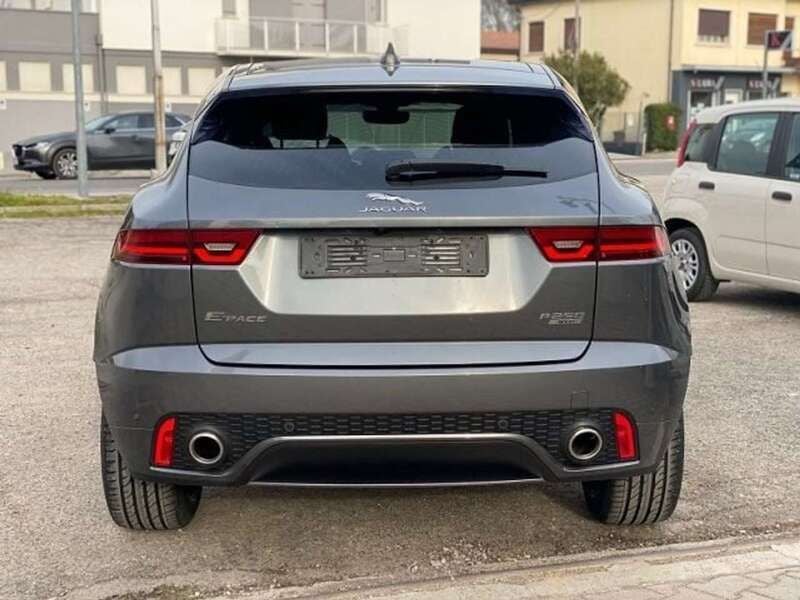Usata Jaguar E-Pace 179 CV (131 kW) 2018 Grigio SUV