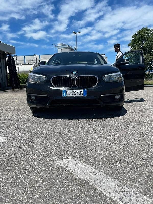 Usata BMW 116 116 CV (85 kW) 2016 Nero Utilitaria