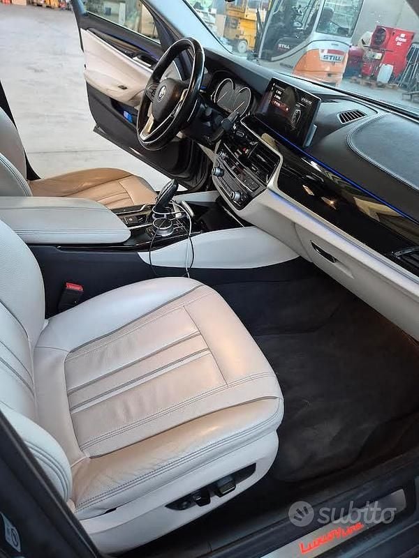 Occasion BMW 520 Luxury Line 190 ch (139 kW) 2019 Gris Break