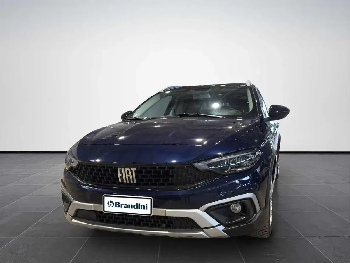 Usata Fiat Tipo Cross 101 CV (74 kW) 2021 Berlina