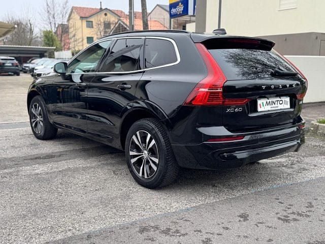 Usata Volvo XC60 Core 197 CV (144 kW) 2022 Nero SUV
