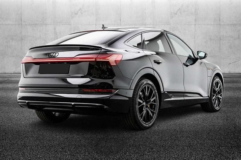 Usata Audi e-tron S-Line 158 kW (215 CV) 2022 Nero SUV