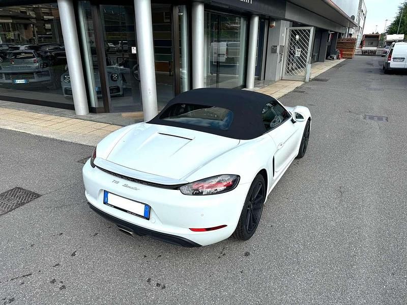 Usata Porsche 718 Boxster 299 CV (219 kW) 2017 Bianco Cabrio