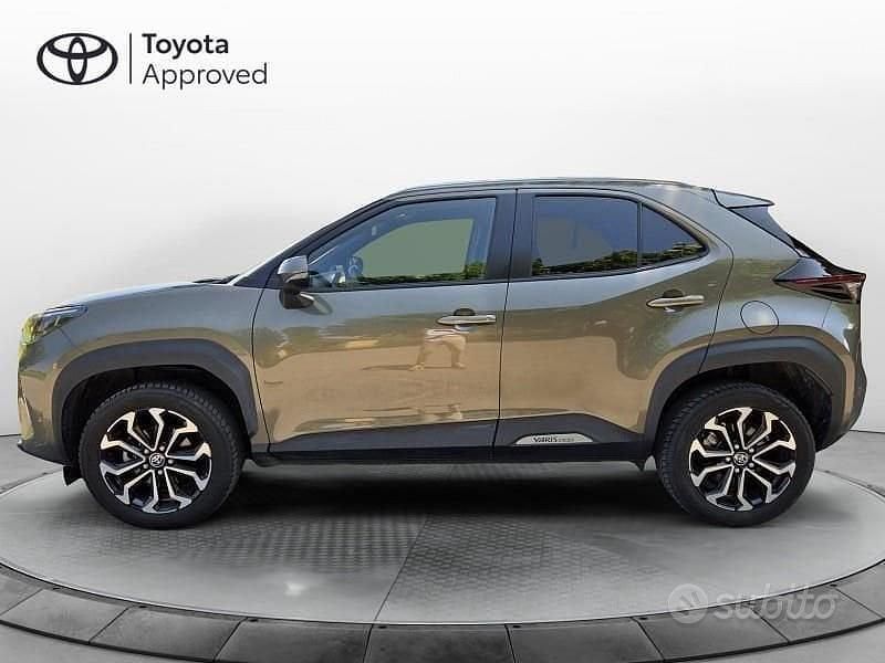 Usata Toyota Yaris Cross Trend 116 CV (85 kW) 2022 Marrone SUV