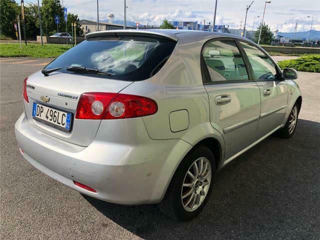 Chevrolet lacetti 2