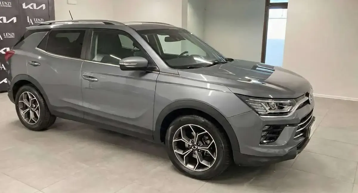 Usata SsangYong Korando 136 CV (100 kW) 2020 Grigio SUV