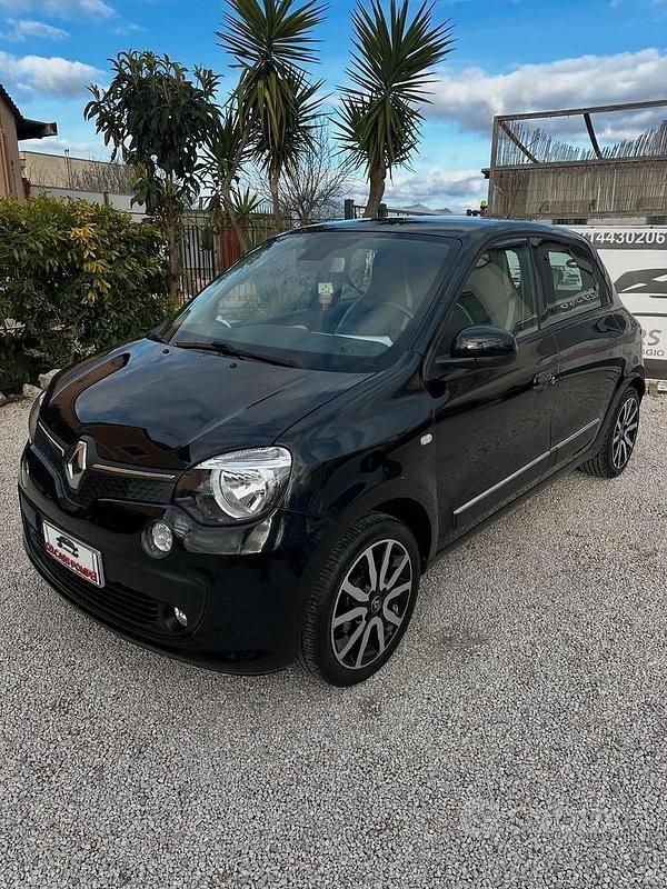 Usata Renault Twingo 90 CV (66 kW) 2015 Nero Utilitaria