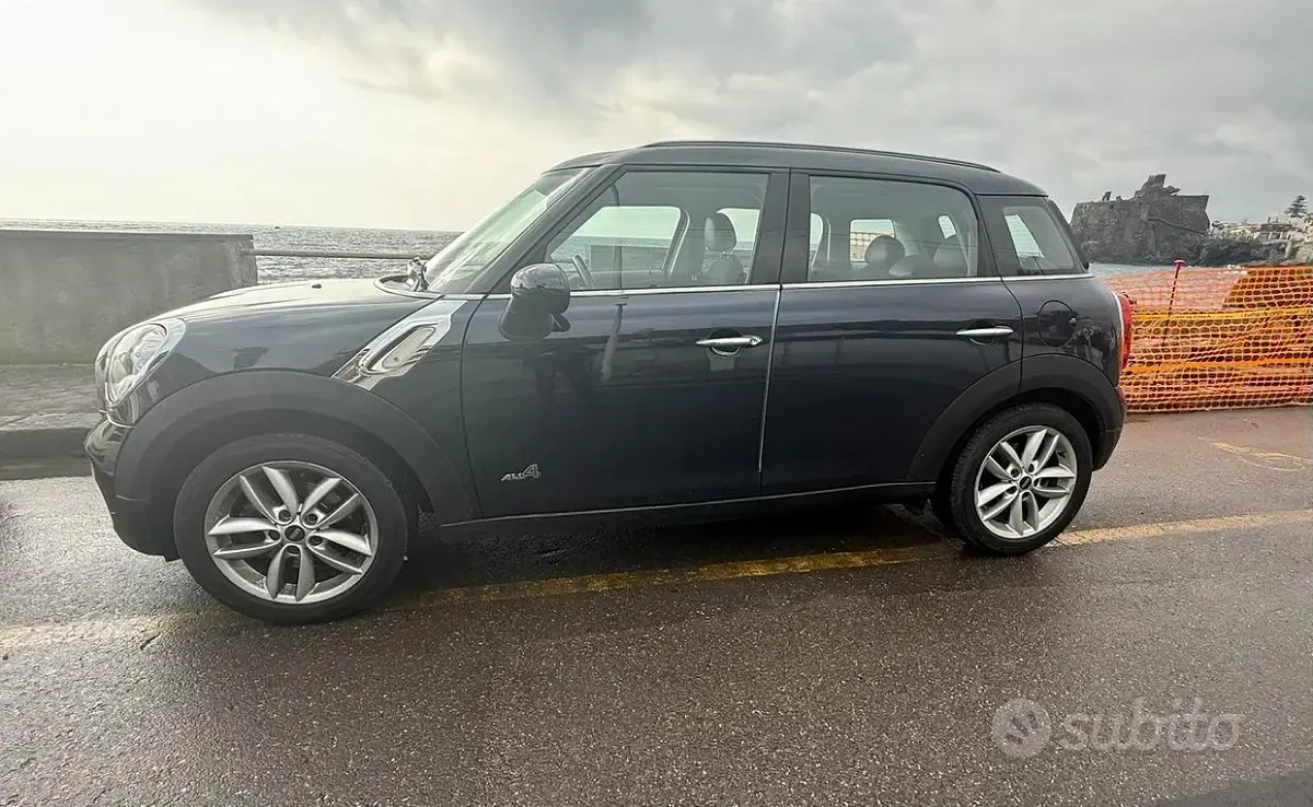 Usata Mini Cooper Coupé 111 CV (81 kW) 2012 Blu Coupé