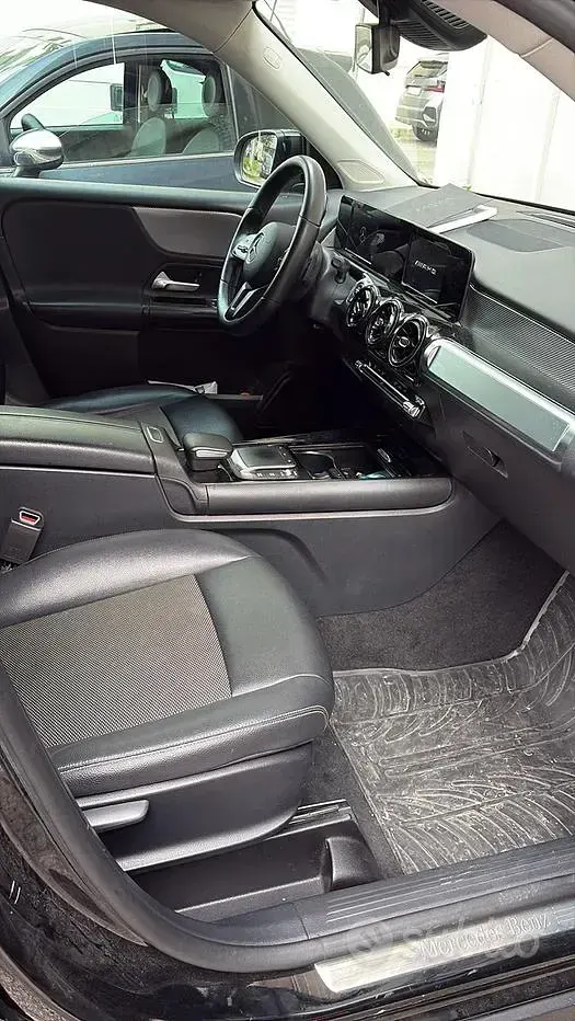 Usata Mercedes GLB180 136 CV (100 kW) 2021 Nero SUV