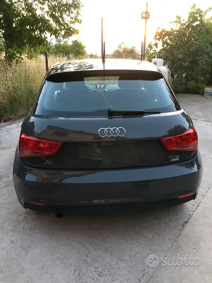 Usata Audi A1 82 CV (60 kW) 2018 Grigio Berlina