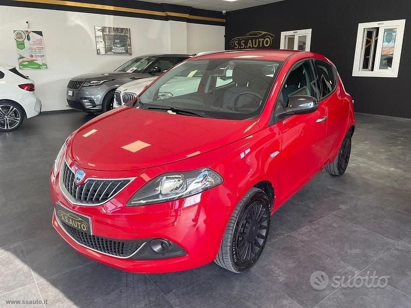 Usata Lancia Ypsilon S 69 CV (50 kW) 2022 Rosso Utilitaria
