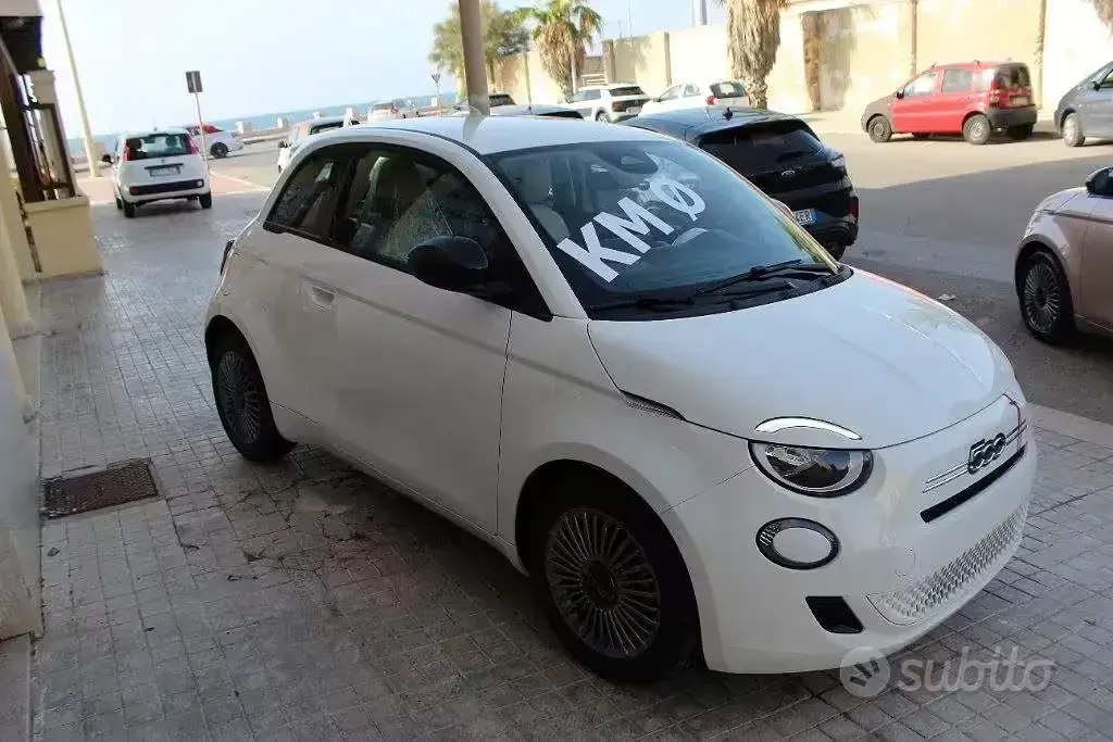 Nuova Fiat 500 65 CV (47 kW) 2026 Bianco Berlina