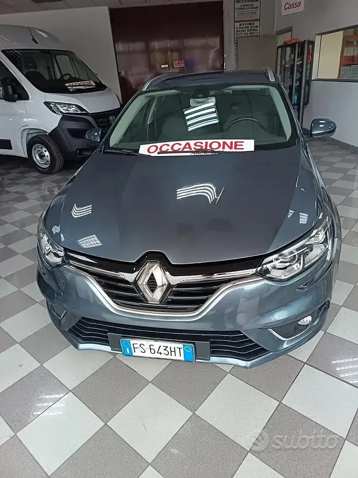 Usata Renault Mégane GrandTour 110 CV (80 kW) 2018 Bluazzurro Station wagon