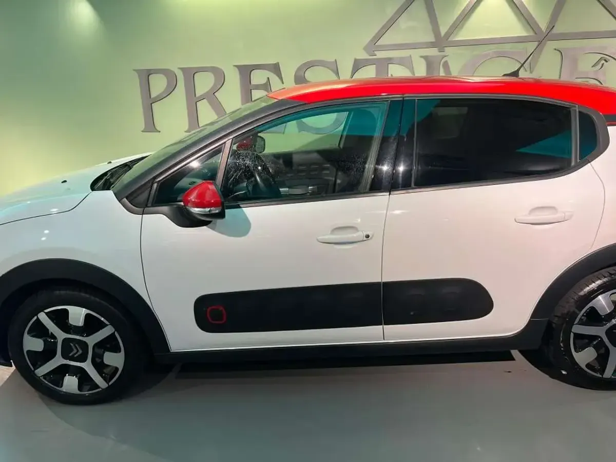 Usata Citroën C3 Feel 82 CV (60 kW) 2018 Bianco/arancione Utilitaria