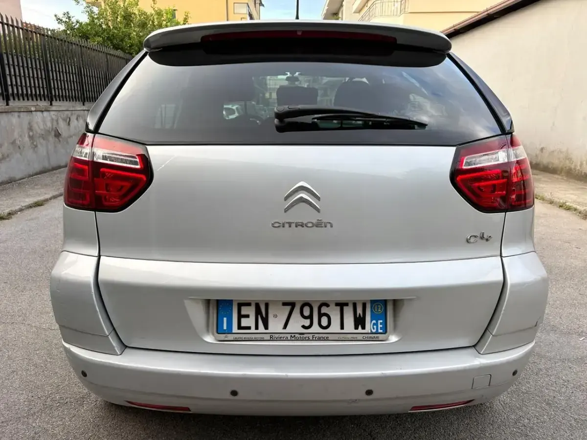 Usata Citroën C4 Picasso 112 CV (82 kW) 2012 Argento Monovolume