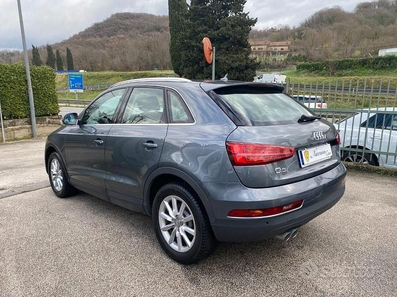 Usata Audi Q3 Business 150 CV (110 kW) 2017 Grigio metallizzato SUV