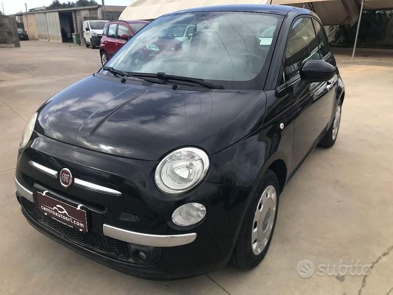 Usata Fiat 500 Lounge 69 CV (50 kW) 2012 Nero Utilitaria