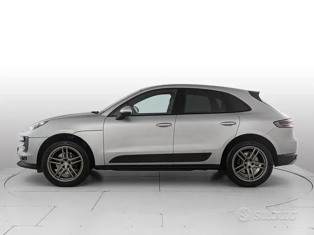 Usata Porsche Macan 245 CV (180 kW) 2020 Grigio SUV