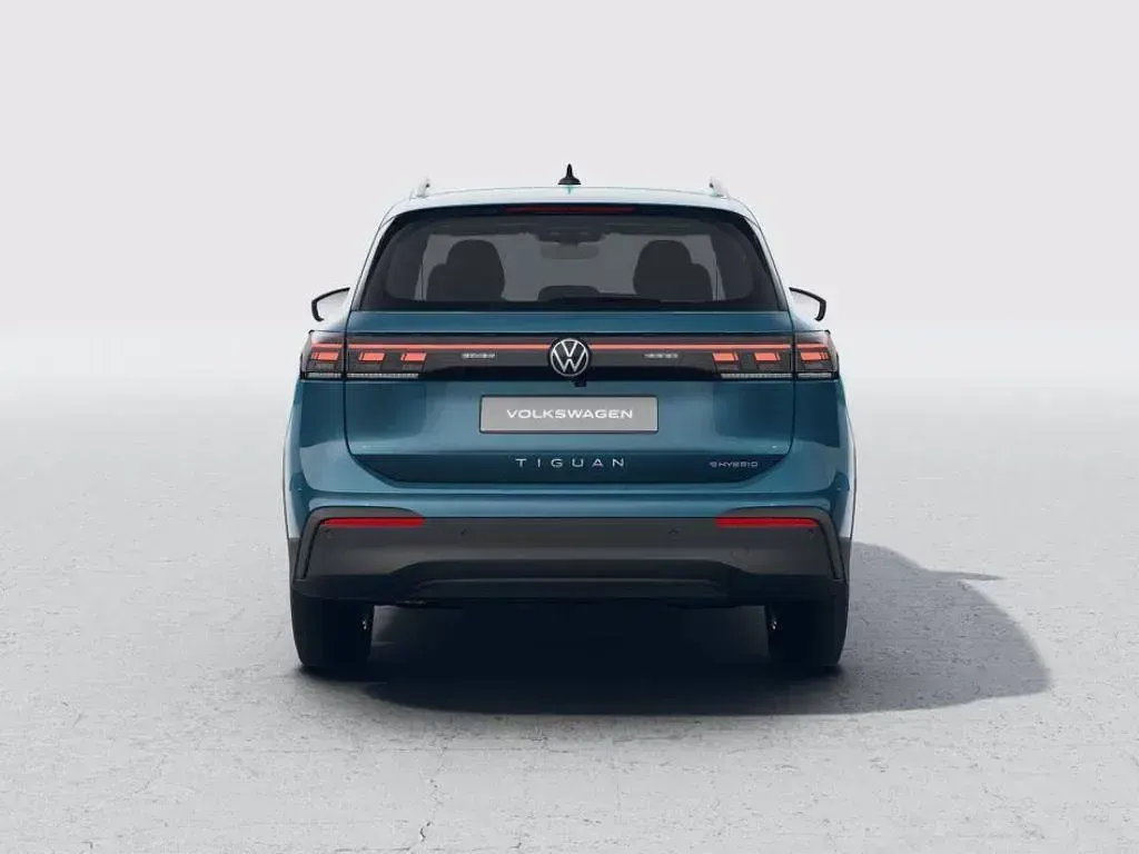Nuova VW Tiguan Edition 131 CV (96 kW) 2026 Nightshade blue metallizzato SUV