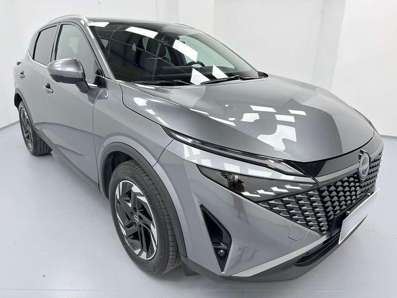 Dark metal grey Usata 2025 Nissan Qashqai N-Connecta SUV | 27.900 € (Buon prezzo) - Immagine 1/4