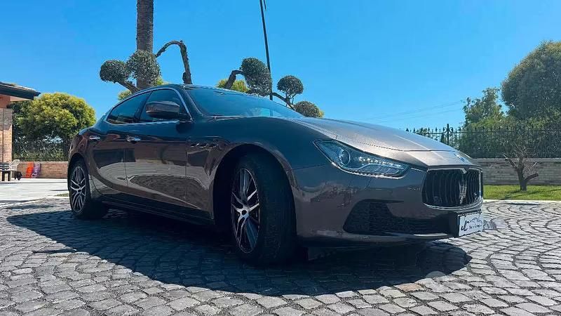 Usata Maserati Ghibli 250 CV (183 kW) 2017 Grigio Berlina