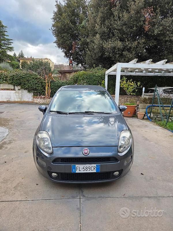 Usata Fiat Punto 69 CV (50 kW) 2017 Grigio Utilitaria