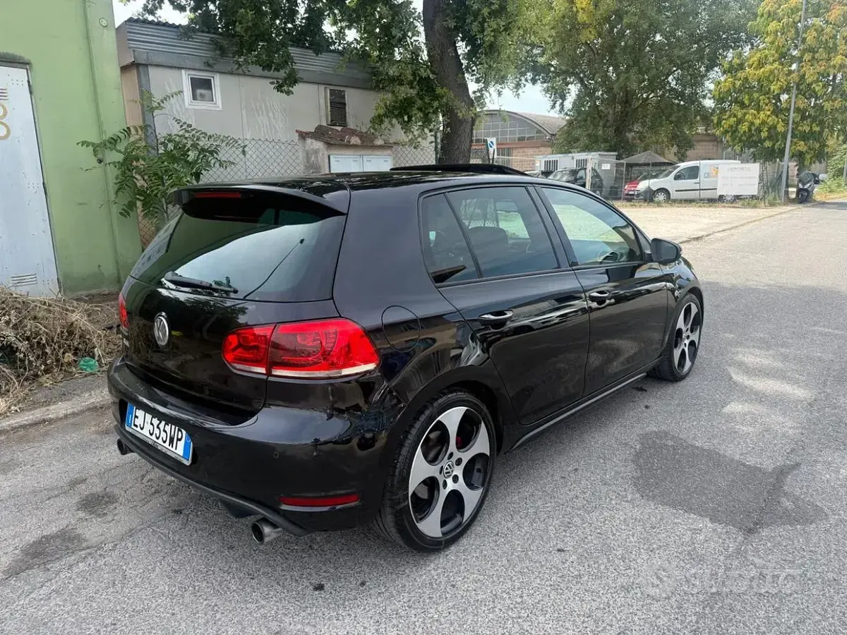 Usata VW Golf VI GTI 210 CV (154 kW) 2011 Nero Utilitaria