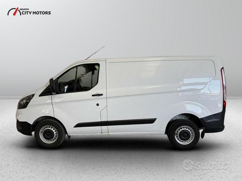 Usata Ford Transit Custom 108 CV (79 kW) 2021 Bianco Berlina