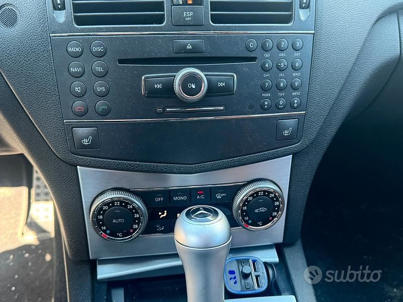 Gebraucht Mercedes C320 224 PS (164 kW) 2007 Weiß Kombi
