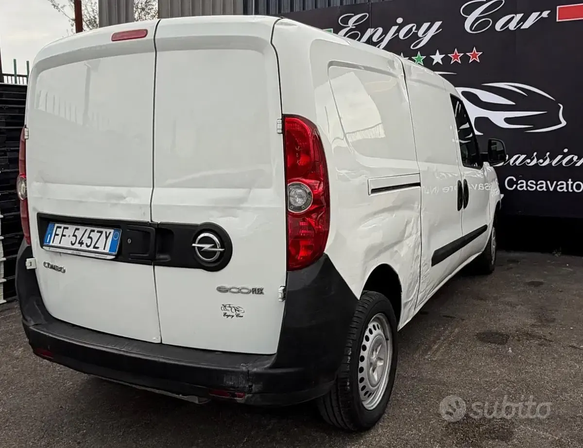 Occasion Opel Combo 120 ch (88 kW) 2017 Blanc Monospace