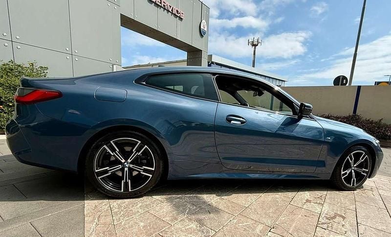 Usata BMW 420 M Sport 190 CV (139 kW) 2020 Portimao blue metallizato Coupé