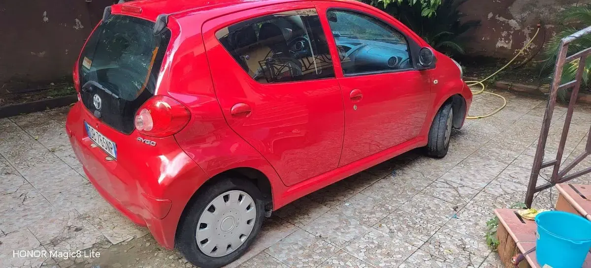Usata Toyota Aygo Sol 68 CV (50 kW) 2006 Utilitaria