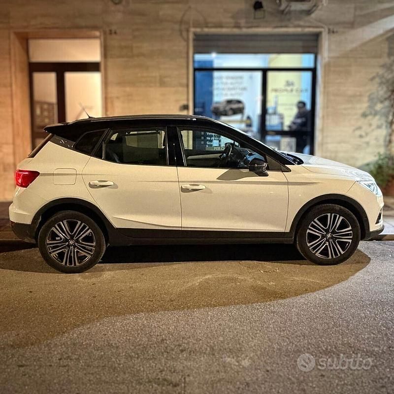 Usata Seat Arona XCELLENCE 95 CV (69 kW) 2021 Bianco SUV