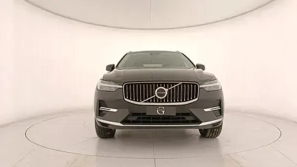 Nuova Volvo XC60 Core 253 CV (186 kW) 2025 Nero SUV